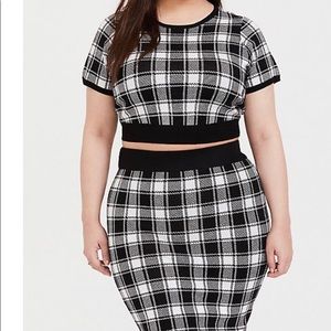 PLAID SWEATER-KNIT CROP TOP & SKIRT size 3